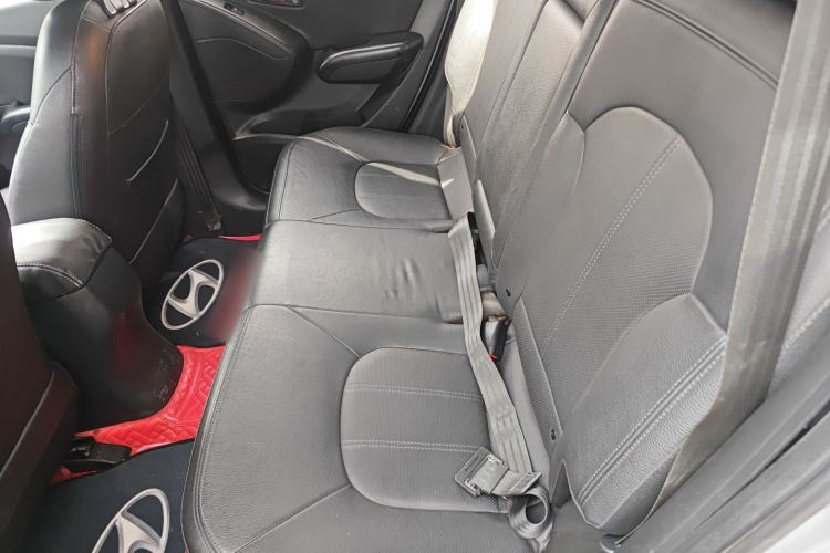 Used Hyundai ix35 2010 2.0L Automatic 4x4 Premium GLS Trim
