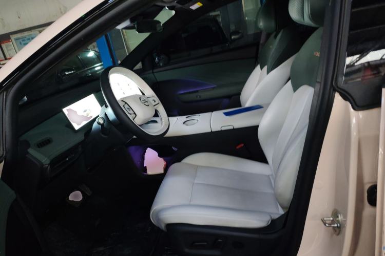 Used Nissan N7 2025 510 Max Left Front Seat