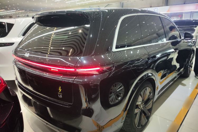 Used Li Auto L8 2023 Pro Model