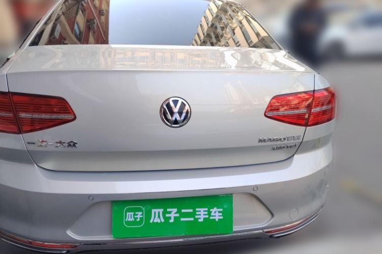 Used Volkswagen Magotan 2017 380TSI DSG Prestige Edition Rear