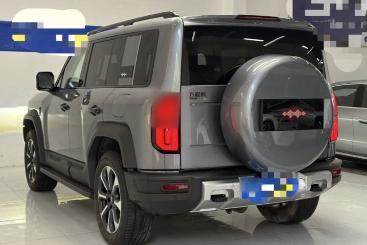 Used Formula Leopard Leopard 5 2024 Cloud Ride Luxury Edition
