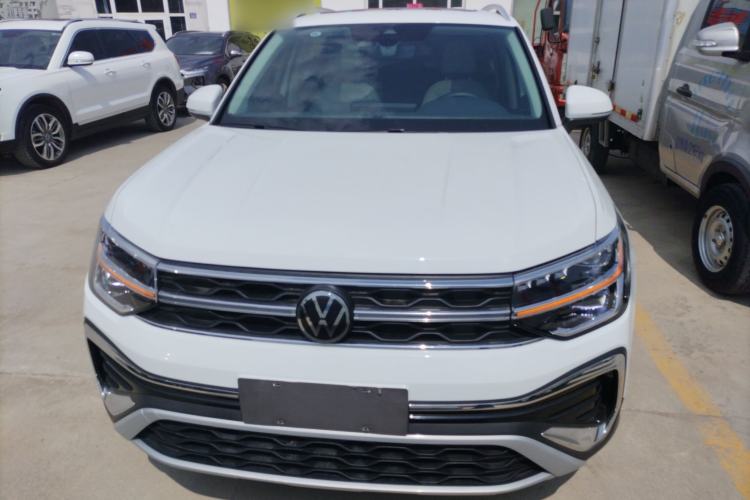 Used Volkswagen Tharu 2023 300TSI Two-Wheel-Drive Full Moon Edition Front