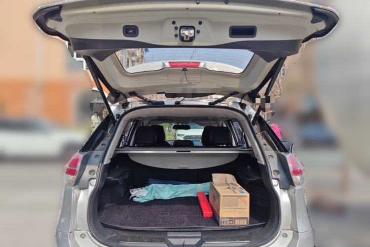 Used Nissan X-Trail 2014 2.5L CVT Ultimate Edition 4WD
