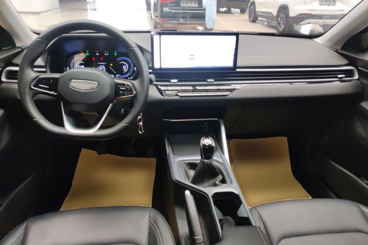 Used Geely Auto Emgrand 2025 4th Generation 1.5L Manual – Dragon Edition
