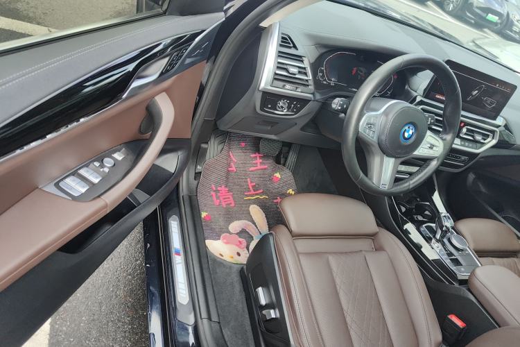 Used BMW iX3 2021 Updated Leading Edition

