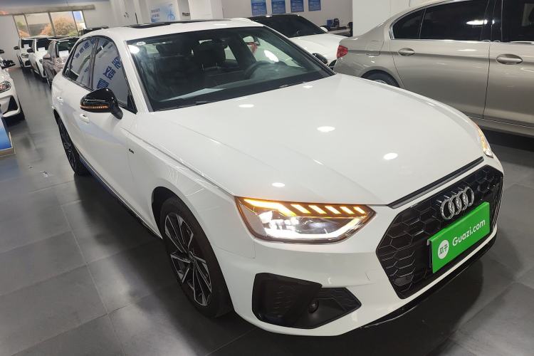 Used Audi A4L 2023 40 TFSI Luxury Dynamic Model