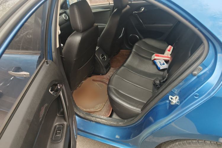 Used JAC Group Heyue 2012 1.5L Manual Zunyi Sports Edition