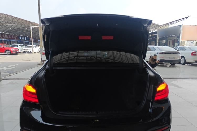 Used BMW 5 Series 2020 525Li M Sport Package
