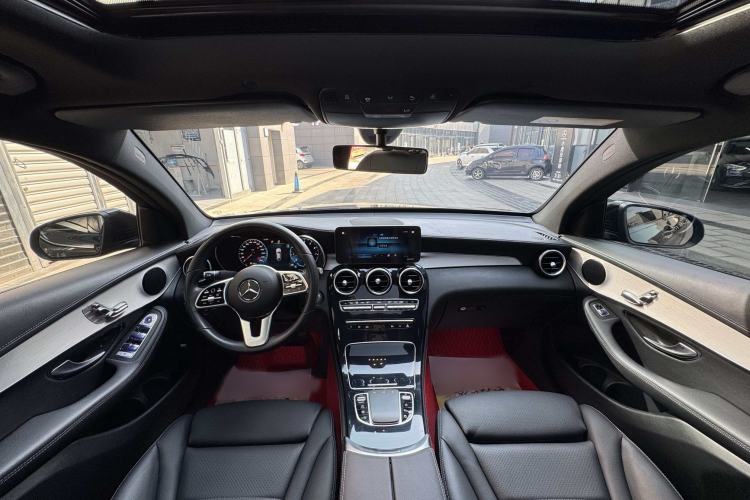 Used Mercedes-Benz GLC Coupe 2020 GLC 260 4MATIC Coupe SUV Interior 2