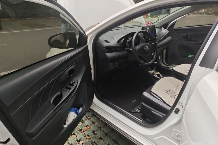 Used Toyota YARiS L Zhi Xuan 2020 X-Trail X 1.5L CVT Luxury Edition
