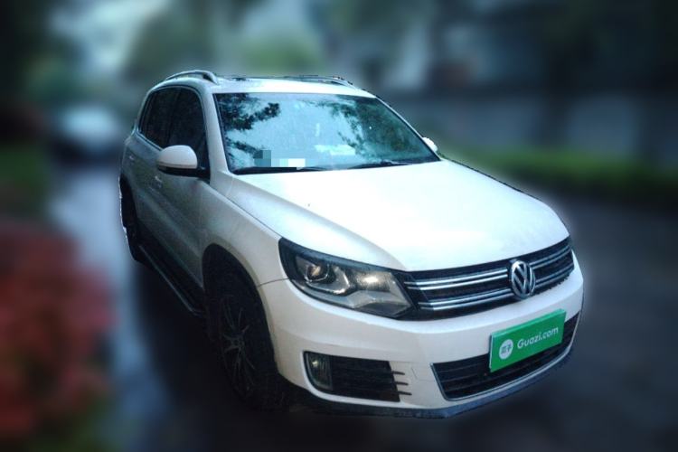 Used Volkswagen Tiguan 2013 1.8TSI Automatic Two-Wheel Drive Luxury Model Front Right 45 Deg