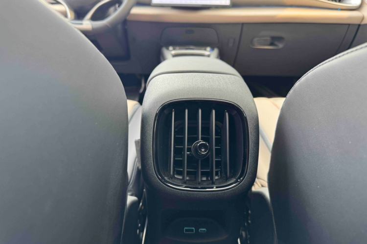 Used BYD Dolphin 2025 Intelligent Driving Version 410 km Fashion Edition