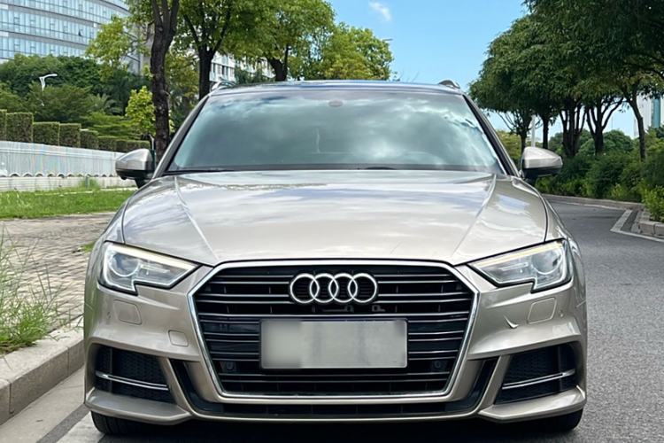 Used Audi A3 2018 30th Anniversary Edition Sportback 35 TFSI Fashion Model
