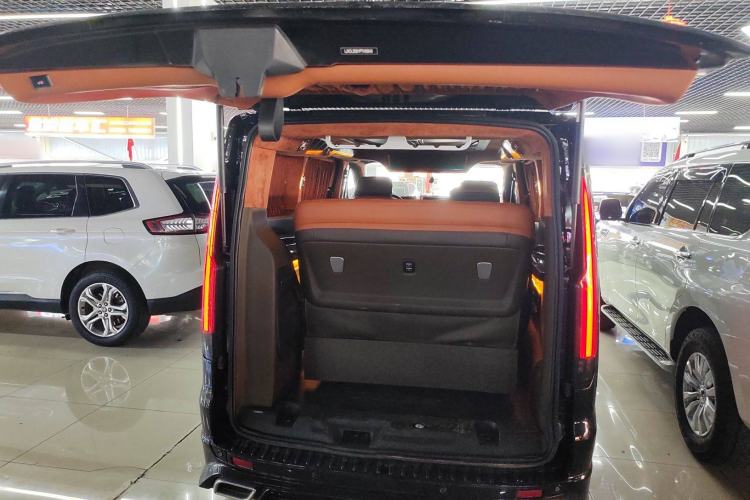 Used Ford Tourneo Custom 2022 2.0T Top-of-the-Line Version