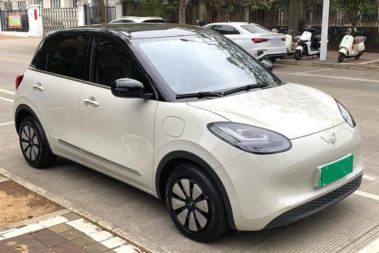 Used Wuling Bingo 2023 333 km Lingxi Connected+ Version