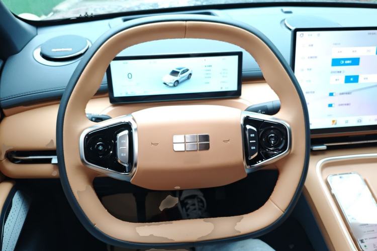 Used Geely Galaxy Galaxy Xingjian 7 EM-i 2025 120km Exploration+ Version
