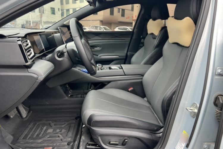 Used BYD Qin L 2024 DM-i 120KM Leading Model Interior 3