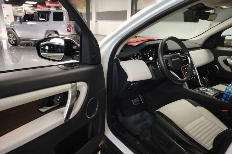 Used Land Rover Discovery Sport New Energy 2022 Facelifted P300e Plug-in Hybrid Electric Version