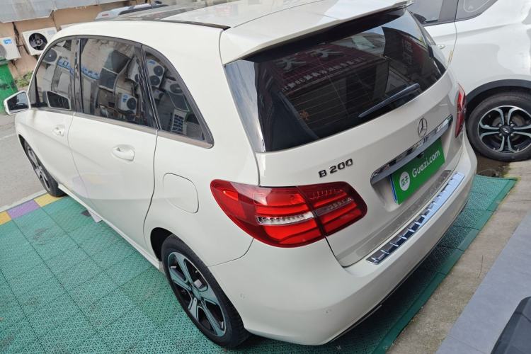 Used Mercedes-Benz B-Class 2016 B 200 Exclusive Edition