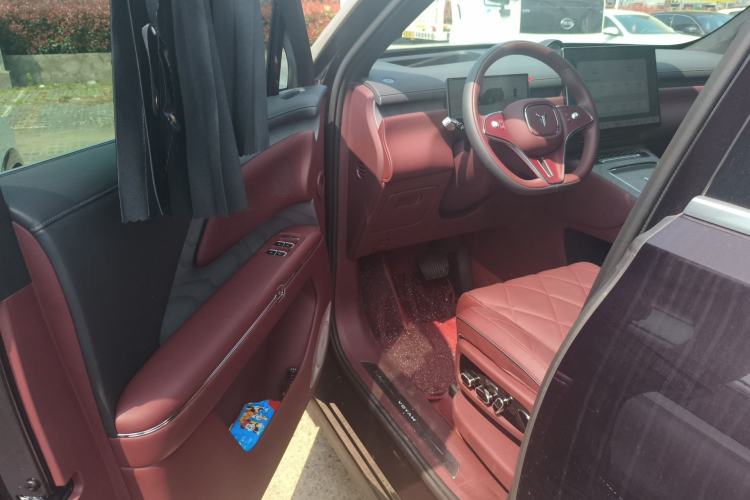 Used VOYAH Titan 2026 Model Max+ Driver Seat