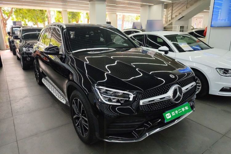 Used Mercedes-Benz GLC 2021 GLC 300 L 4MATIC Dynamic Model Front Right 45 Deg