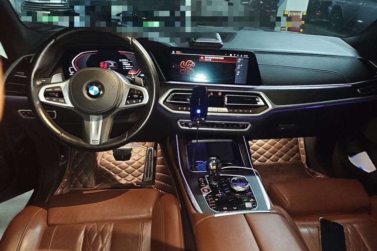 Used BMW X7 2021 xDrive40i Luxury M Sport Package
