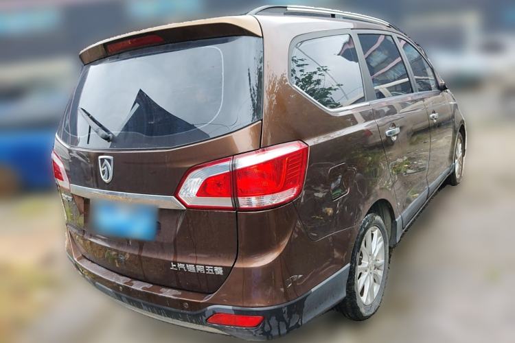 Used Baojun 730 2014 1.5L manual luxury trim 7 seats