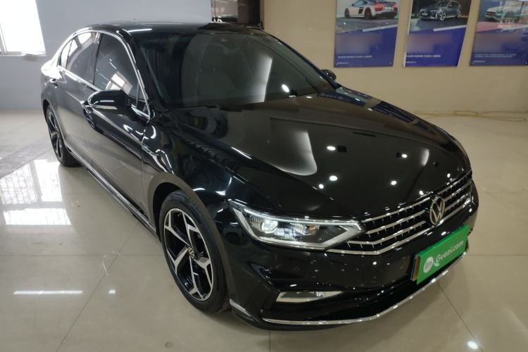 Used Volkswagen Magotan 2023 2 Million Units Commemorative Edition 330TSI DSG Luxury Version
