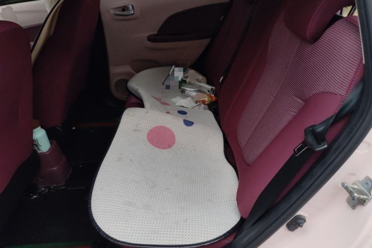 Used CHANGAN Benni E-Star 2021 National Edition Colorful Version Lithium Iron Phosphate (31.86 kWh) Left Rear Seat