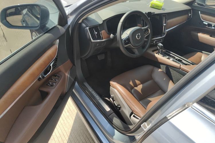 Used Volvo S90 2020 Facelifted T5 Zhiyi Luxury Edition