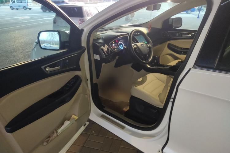 Used Ford Edge 2015 2.0T GTDi Two-Wheel-Drive Elite Edition