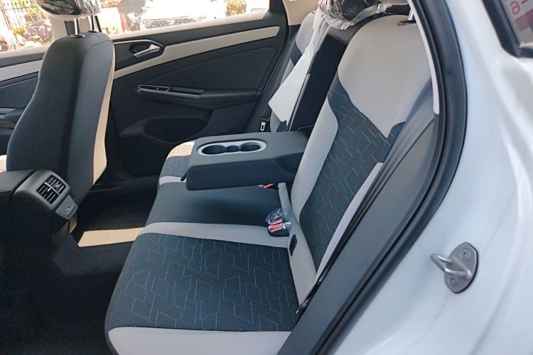 Used Jetta VS7 2024 280TSI Automatic Pioneer Edition
