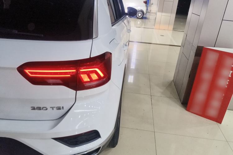 Used Volkswagen T-ROC 2021 280TSI DSG Two-Wheel Drive Elite Connect Edition Exterior 3