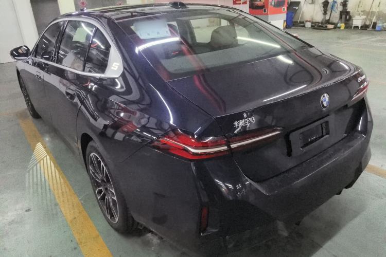 Used BMW 5 Series 2026 Facelift Model 530Li Leading Edition M Sport Package
