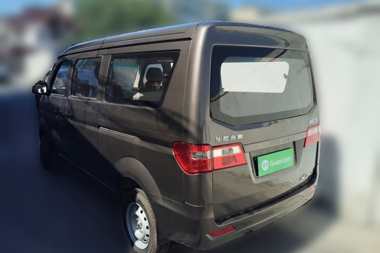 Used Jinbei Hiace X30 2023 1.5L Wealthy-Style Passenger Van 5/6/7-Seater Non-Air-Conditioned Version SWC15M
