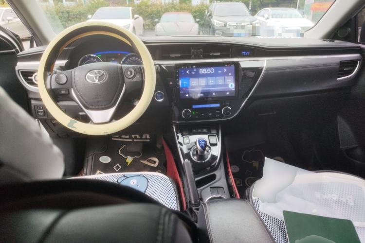 Used Toyota Corolla 2016 Dual-Engine 1.8L E-CVT Elite Edition