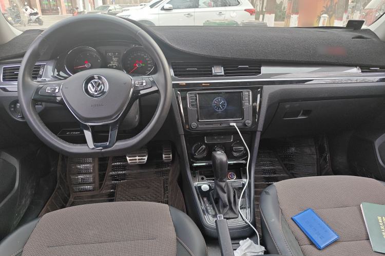 Used Volkswagen C-TREK 2018 1.5L Automatic Comfort Model
