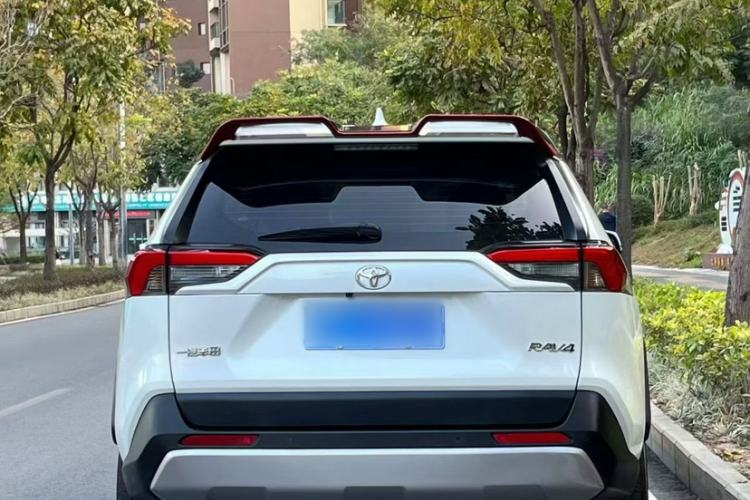 Used Toyota RAV4 2022 2.0L CVT Two-Wheel Drive Fashion Plus Edition