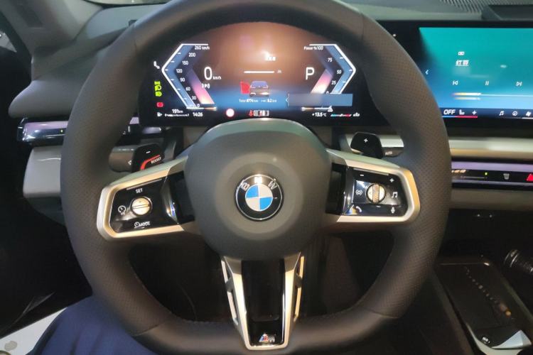 Used BMW 5 Series 2024 530Li Luxury Edition M Sport Package