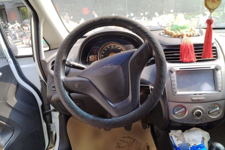 Used Chevrolet Sail 2013 Sedan 1.2L Manual Fashionable Happiness Edition Steering Wheel