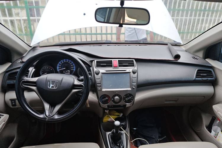 Used Honda City Classic 2012 1.5L manual Comfort version