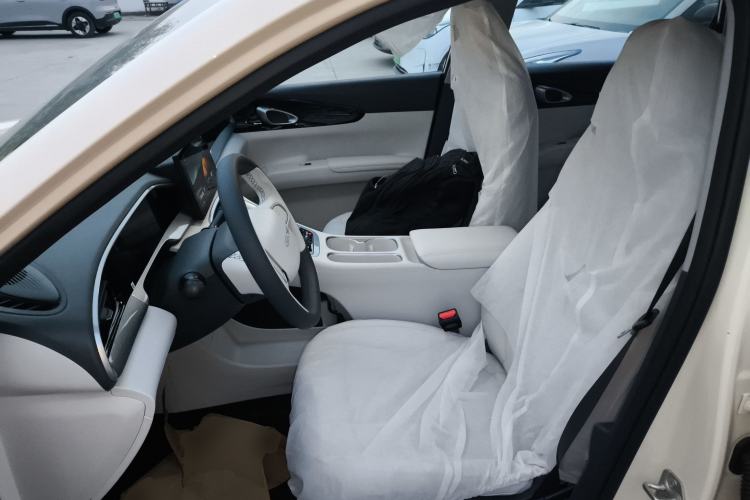 Used Geely Galaxy Geome 2026 Model 310km Youth Edition Left Front Seat