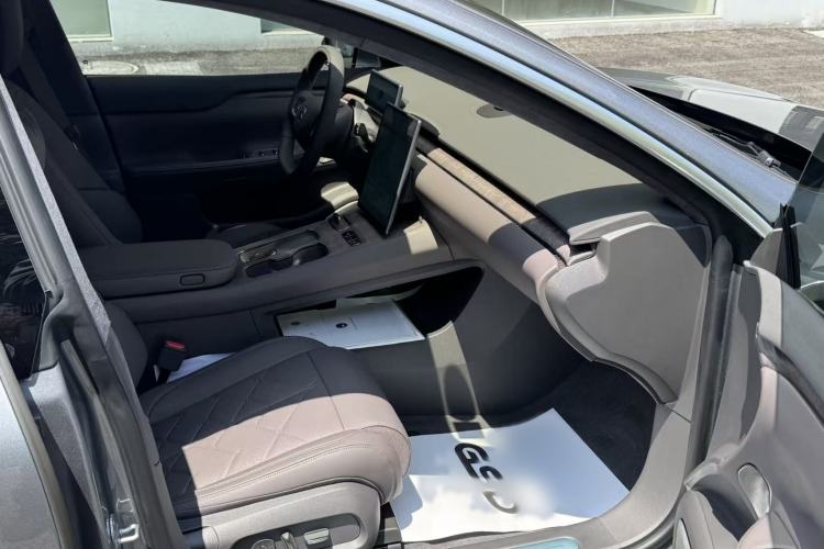 Used Nio ET7 2024 75 kWh Executive Edition
