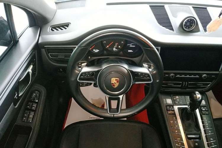 Used Porsche Macan 2018 Macan 2.0T
