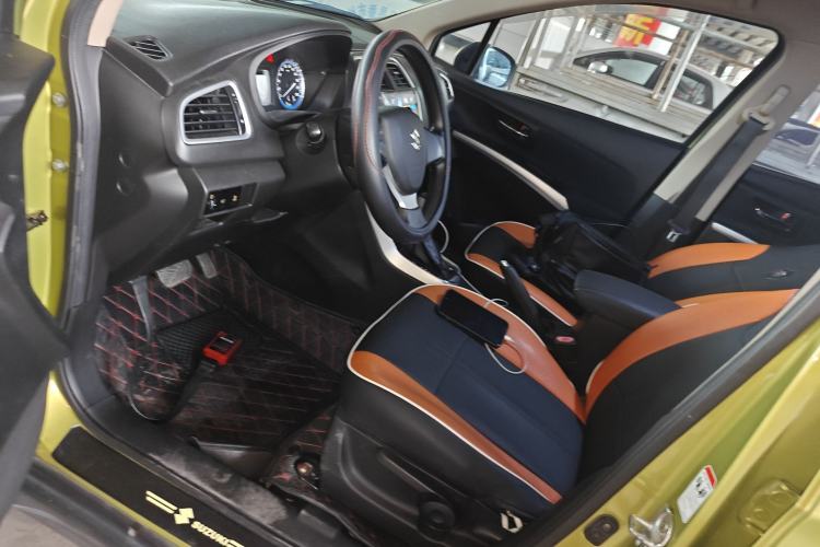 Used Suzuki S-Cross 2014 1.6L CVT Two-Wheel Drive Entry Model
