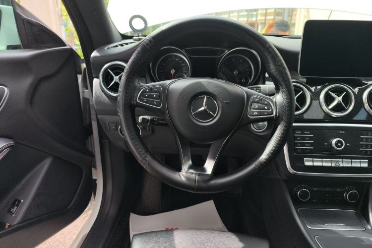 Used Mercedes-Benz CLA 2018 CLA 200 Sport Edition Steering Wheel