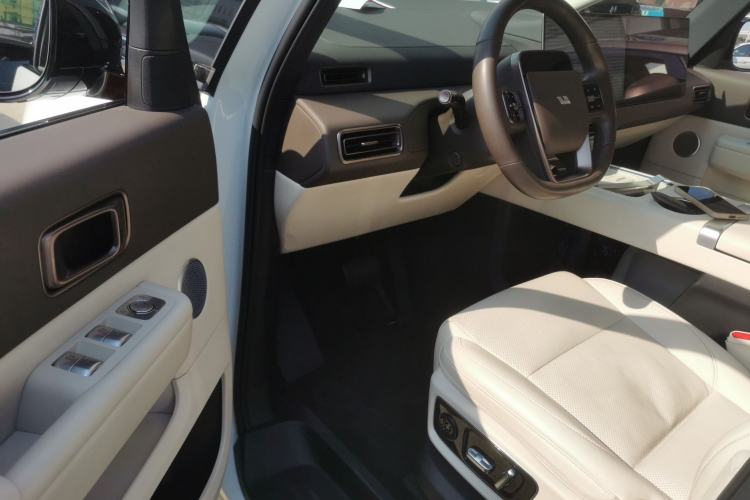 Used Li Auto MEGA 2024 Ultra Model