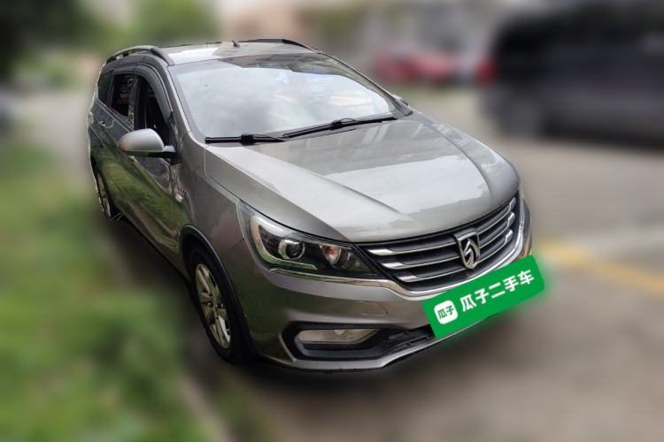Used Baojun 310W 2017 1.5L Manual Comfort Version China V Front Right 45 Deg