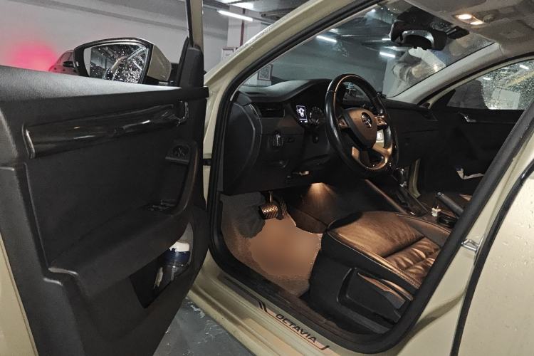 Used Skoda Octavia 2015 1.6L Automatic Yijun Edition