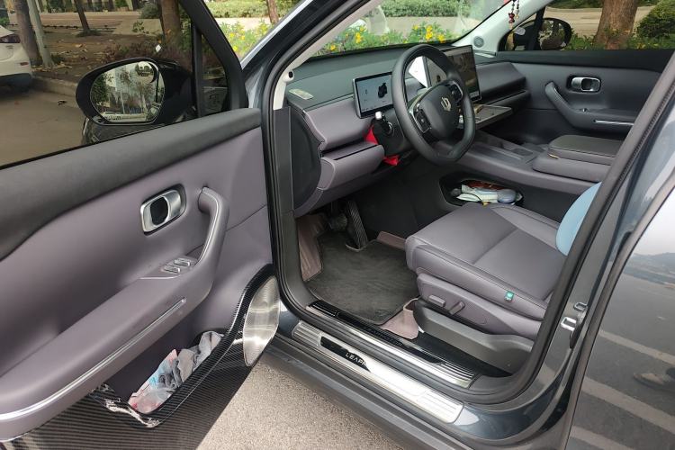 Used Leapmotor C16 2024 Range-Extended 200 Smart Enjoyment Edition Driver Seat